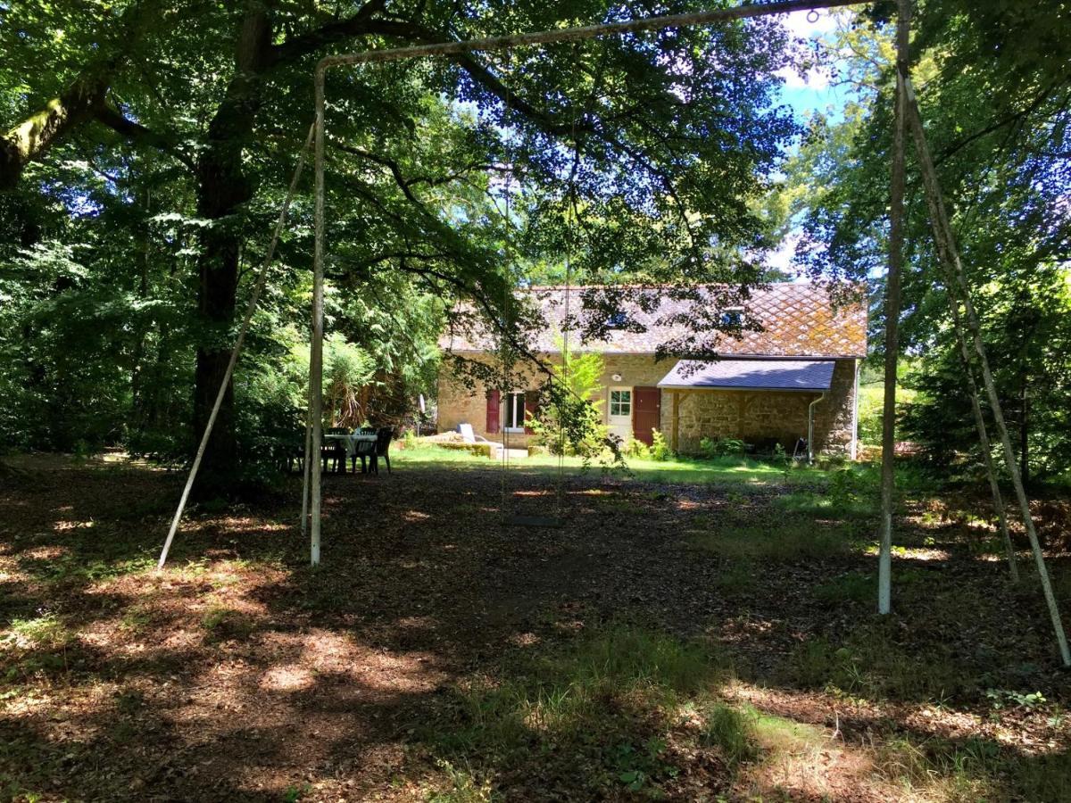 Gites Chateau Le Bois Saint-Julien-aux-Bois Eksteriør bilde